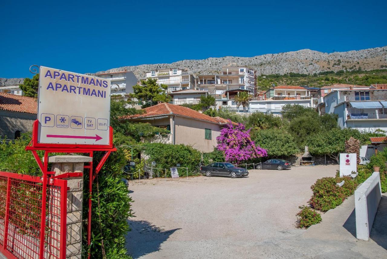 Apartments By The Sea Sumpetar, Omis - 2808 Exterior photo